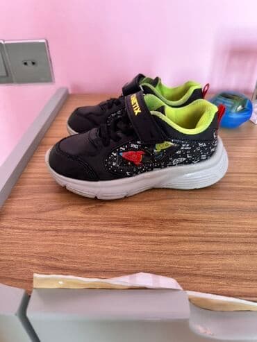 26 razmer Uşaq idman ayaqqabısı – Kinetix - Marka: Kinetix (logo