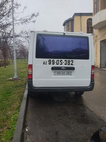 BMW: Ford Transit yük Qazi Xidmetinzde seher daxili unvandan asli olaraq — 4