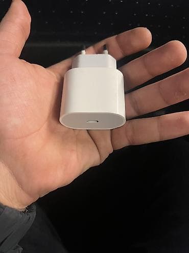 ayfon 17: Адаптер Apple, 20 Вт, Б/у — 1
