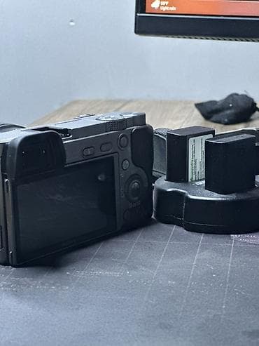 sony qulaqcıq: Sony Alpha 6000 seriyalı aynasız fotoaparat + 16-50mm kit obyektiv — 3