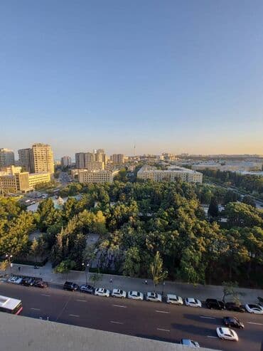 kirayə ev ayliq: Elmlər metrosu yaxınlığında, Huseyn Cavid parkı yanında, Yeni Tikili — 8