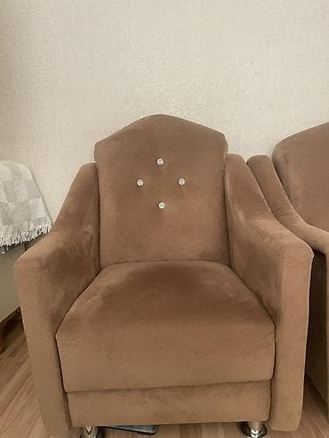 Divan və kreslo dəstləri: İşlənmiş, Klassik divan, Divan, Bazalı, Açılan — 4