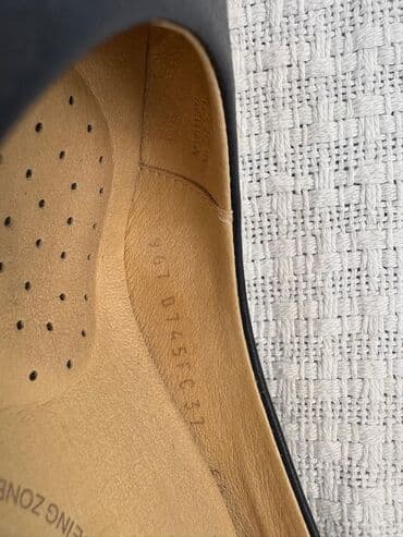 туфли с силиконовыми вставками: Туфли, Geox, Размер: 37, цвет - Черный, Б/у — 2