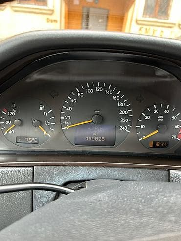Avtomobil alışı: Mercedes-Benz 240: 2.4 l | 2000 il Sedan — 8
