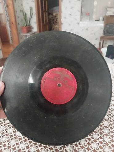 мелодия: Məhsul: “Melodiya” (Мелодия) firmasının orijinal vinil plastinkaları — 9