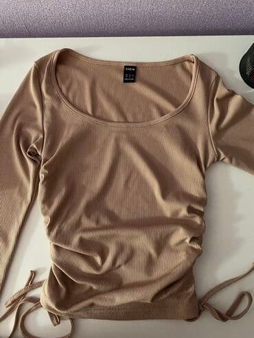 женские кроссовки для бега: SHEIN kosta S razmer
Teze, geyilmiyib — 1