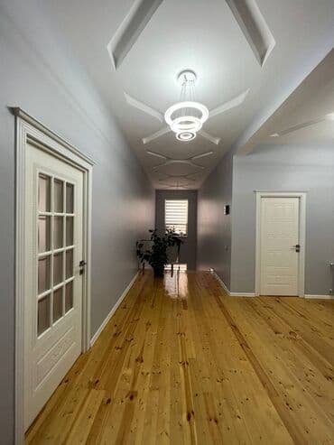 1 otaqlı kohnə tikili: 200 kv. m, 4 otaqlı — 11