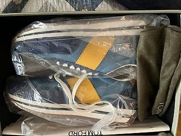 Мужская обувь: Tom Ford kişi krossovkaları - Model: retro-runner üslubunda bağcıqlı — 2