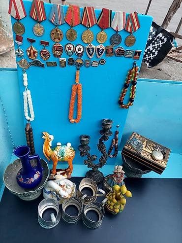 orden: Müxtəlif kolleksiya və dekorativ əşyalar toplusu - Orden və medallar — 1