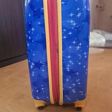 20 nomreli mekteb: Uşaq çemodan Almaniya istehsali — 3