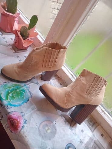 qaşlı çanta: Жакет Лиса оригинал+Ботильоны Zara 38-39 размер — 2