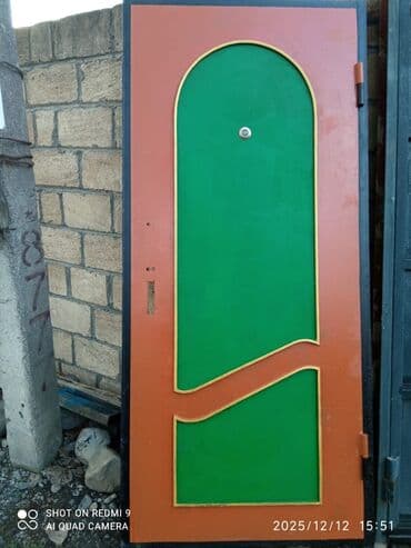 Furnitura və aksessuarlar: İşlənmiş Giriş qapısı Glazok ilə, Zəmanətsiz, Ödənişli çatdırılma — 2