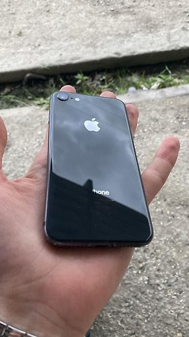 telfolar: IPhone 8, 64 GB, Qara, Barmaq izi — 1