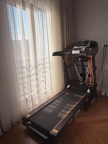 Turniklər və bruslar: Body Fit qaçış trenajoru - Elektron idarəetmə paneli: böyük LCD — 2