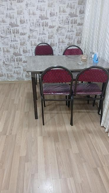 Mətbəx üçün, Açılmayan, Dördbucaq masa, 4 stul