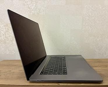 predator notebook: Macbook Pro 2019 16inch i7-9750H A2141 Ram: 16gb Yaddaş: 512gb SSD — 3