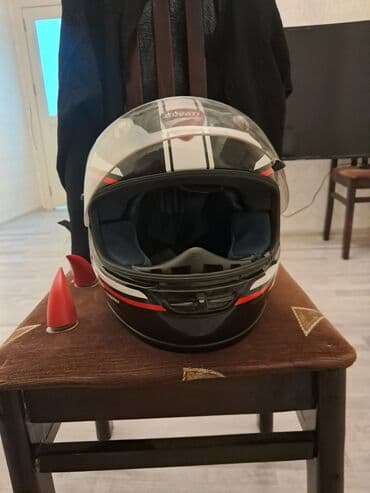 ilkin ödenişsiz evler: 1)Ducati kask az işlənib yenidən seçilmir M-L razmerdi İçi yəni — 2