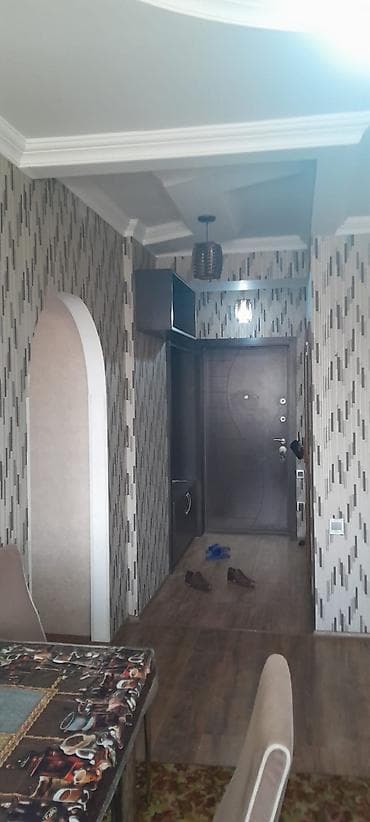 Yeni Yasamalda yeni tikili binada. 77 avtobusun son duracagi. 18 — 10