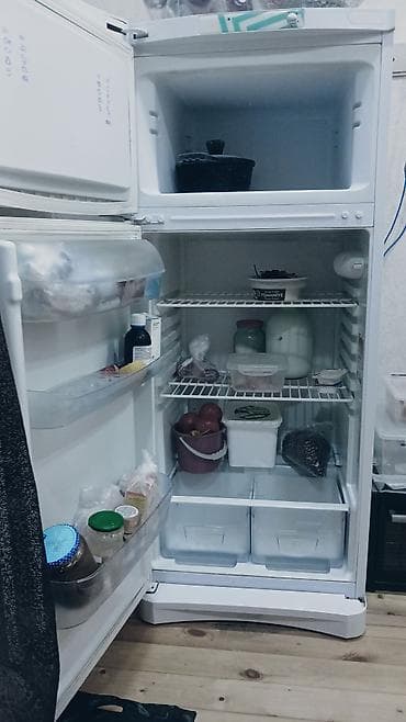 dəniz məhsulları satışı: Soyuducu İNDESİT evden satis ela veziyyetde.180 azn tecili cixmalidir — 3
