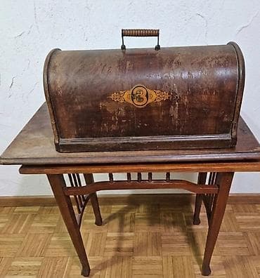 Model: Singer 15-ci sinif (Yaşı: 116 il) İstehsal ili: 1910-cu il