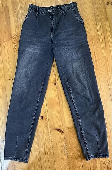 jeans: Her biri 10 azn satilir
baha alinib,az istifade olunub
051-434-50-82 — 1