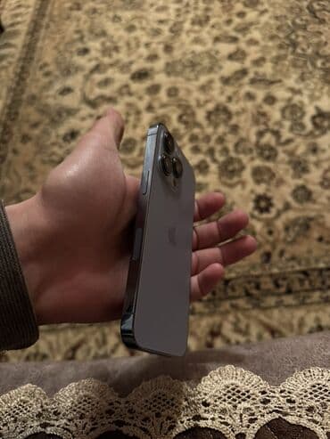 Ferrari: IPhone 13 Pro, 128 GB, Simsiz şarj — 4