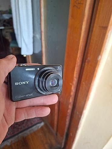 Sony Cyber-shot kompakt fotoaparat - Model: Sony Cyber-shot (G — 3