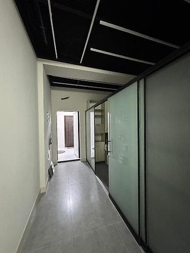 aff park: İcarəyə verilir 3 otaqlı ofis 90 m², Gənclik m. Daha 7 şəklə bax — 9