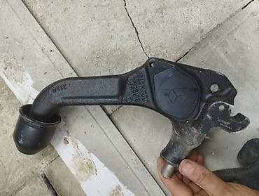 oka ehtiyat hisseleri: Mercedes-Benz üçün orijinal çəkici qoşqu başlığı (sökülə bilən çəngəl — 1