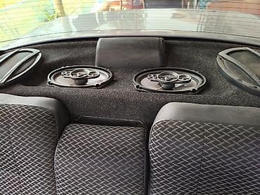 4 bolt 16 disk teker: Satılır: Gümüş rəngli sedan - Korpus: 4 qapılı sedan, gümüş rəng - — 3
