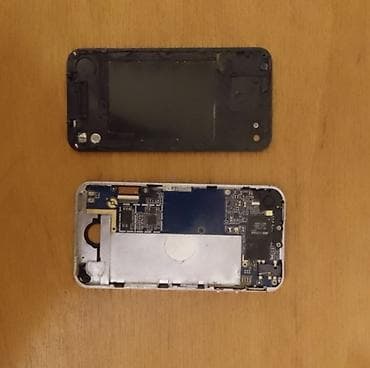 14 pro max: IPhone 4, 16 GB, Qara, Qırıq — 4