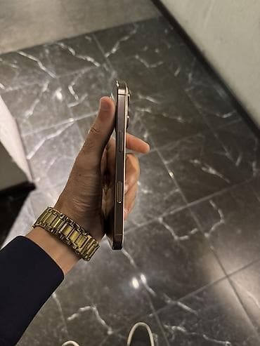 iphone adapter usb: IPhone 16 Pro, 128 GB, Qızılı, Face ID — 3