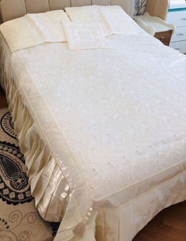 Yataq üçün Yeni Qaşlı rəng - Ağ Yataq örtüyü, Ünvandan götürmə lalafo.az -da Yataq üçün Yeni Qaşlı rəng - Ağ Yataq örtüyü, Ünvandan götürmə