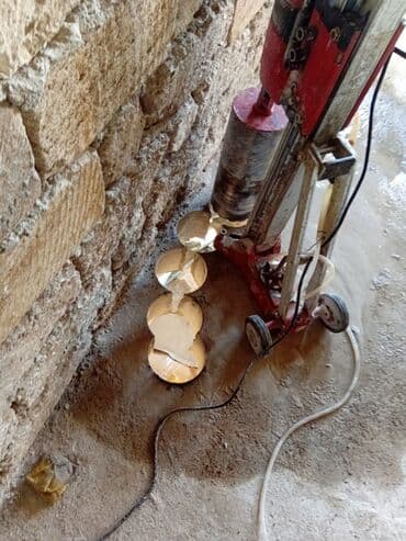 qabyuyan təmiri: #Betonkesme #betondeşmə Beton kubik kərpic - dən kəsim deşim — 21