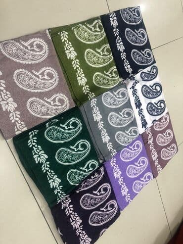 yuxuda qara yayliq baglamaq: Kəlağayı pambıq materıal.ıpekler de var .140/140 ölçüdə.qutu var — 10