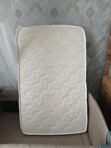 bewik: Oğlan və qız üçün, İşlənmiş, Dördbucaq, Beşik, Matras ilə, Yellənmə mexanizmsiz — 5