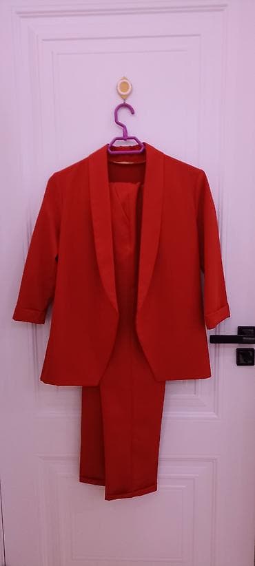 qəd: Qırmızı qadın şalvar kostyumu dəsti (S bədən) - Dəst: şalvar + jaket — 1