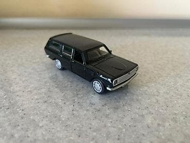 şahlanan at figurleri: Maket avtomobil – GAZ-24-02 “Volqa” (universał) modeli - Miqyas — 1