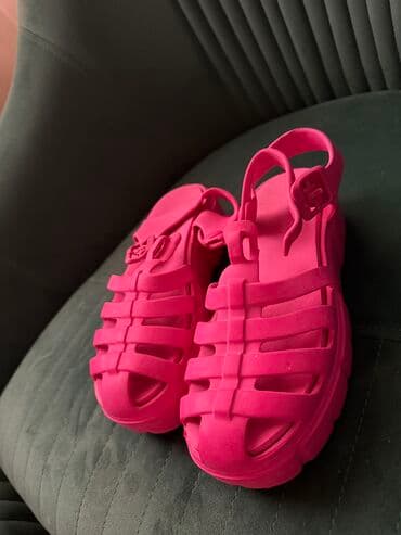 босоножки новые 36 размер: Размер: 36, цвет - Розовый, Б/у — 1