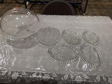 salat qabı: Şüşə servis dəsti - 1 ədəd böyük şüşə tort qabı – ayaqlı, şəffaf — 1