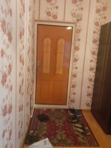 9 ci mikrorayon satilan evler: Bakı, Günəşli, 3 otaqlı, Köhnə tikili, 80 kv. m — 9