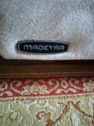 penaplas nedir: Madeyradan - Material: Yumşaq məxməri/velur tipli parça, ləkə saxlamır — 8