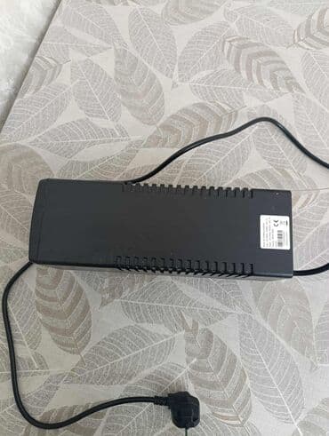 komputer pc: İşlənmiş UPS, < 500 Vt, Rozetkaların sayı - 2 — 4
