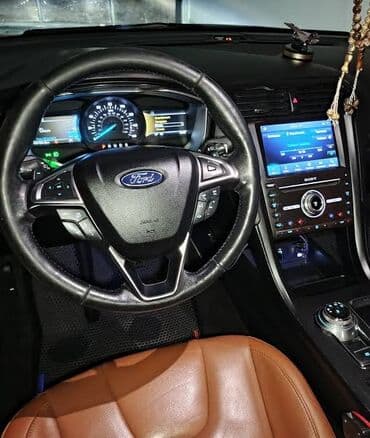 range rover satilir: Ford Fusion sedan - Kuzov: qara rəng, aerodinamik xəttlər, xrom ön — 1