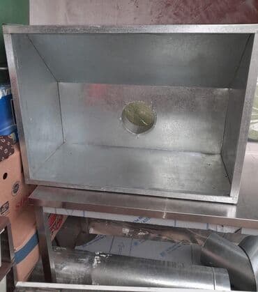 Балконы: Havalandirma 1m 85 sm Borulari ustunde hamsi. Qiymet 100 azn Unvan — 1