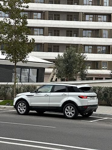 range rover on susesi: Land Rover Range Rover Evoque: 2 l | 2017 il 80000 km Krossover — 8