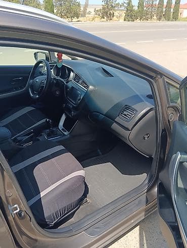 dizel masin: Kia Ceed: 1.6 l | 2015 il Universal — 5