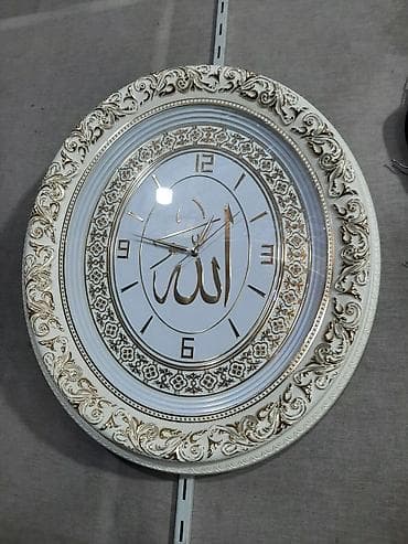 Divar saatları