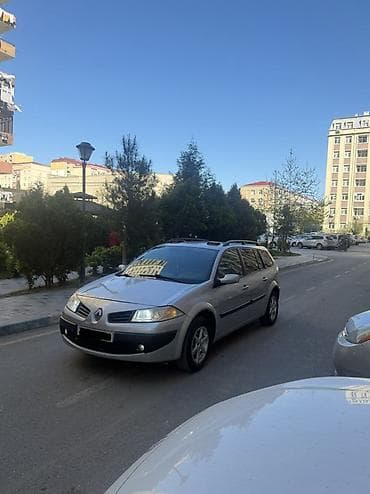 bmw 528 2013: Renault Megane: 1.5 l | 2007 il Universal — 3