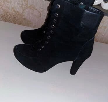 botlar: Ölçü: 37, rəng - Qara, Yeni — 2